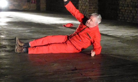 Aus-Setzen_Displacing Time | Essen